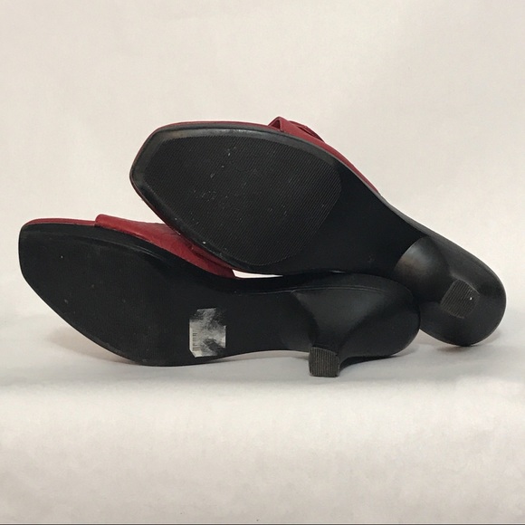 Chico’s Austin Red Heels Size 8 - Picture 2 of 7